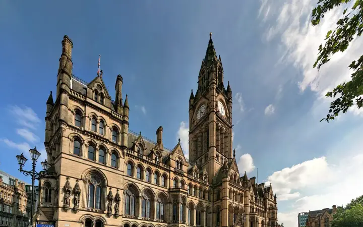Manchester – Blick auf das historische Rathaus